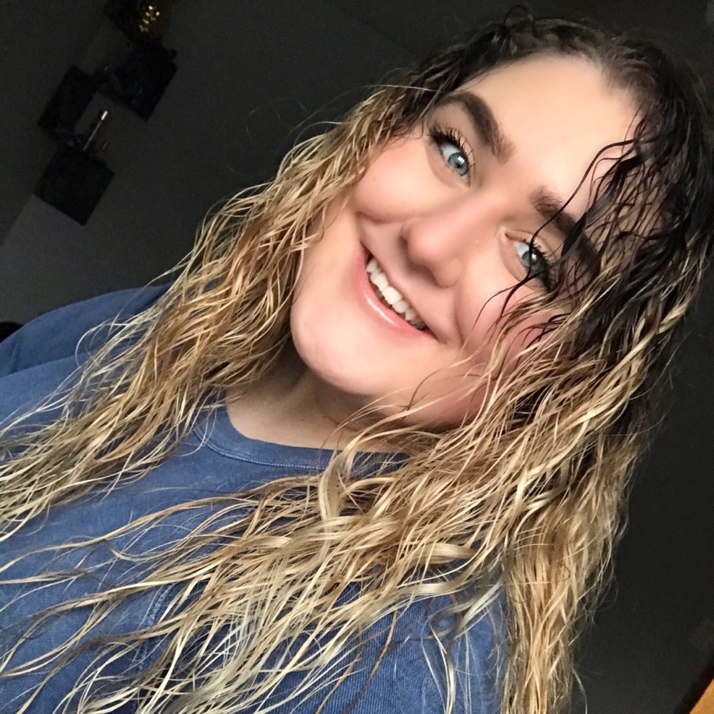 Meet your Posher, Leah